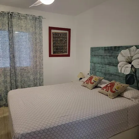 Met Nova Playa Grande Con Jardin Met A 5 Minutos Y A 3 De La Playa *